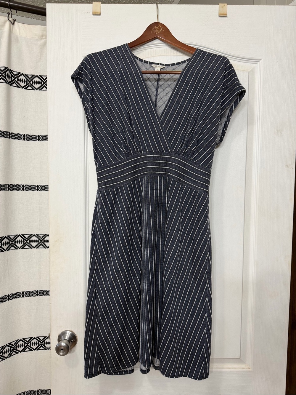 Cato Navy Pinstripe Faux Wrap Dress in size Large